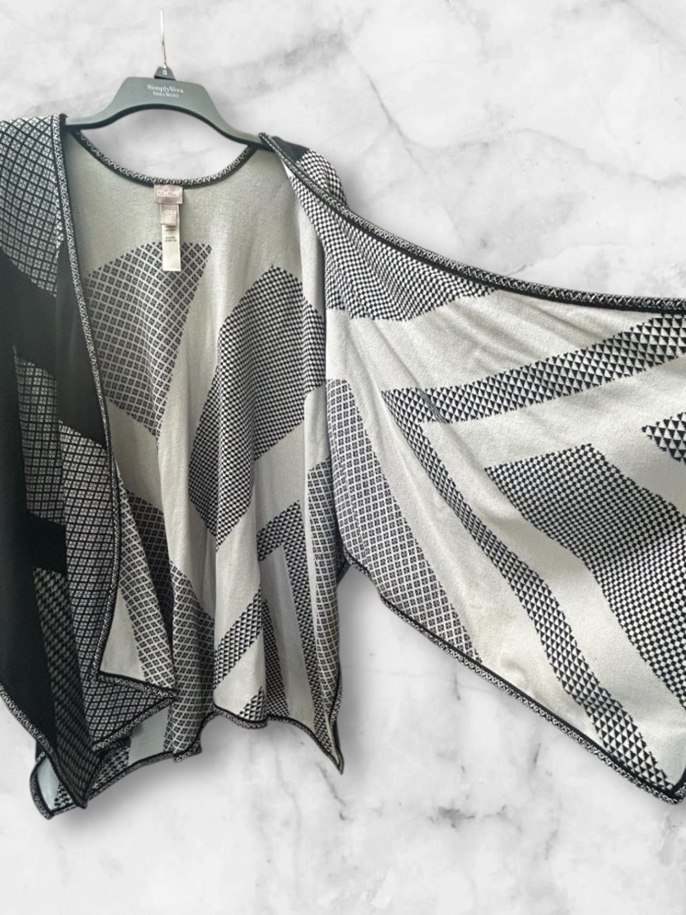 Chico’s Black White Open Front Poncho Cape Wrap Houndstooth Geometric One Size - Picture 3 of 9